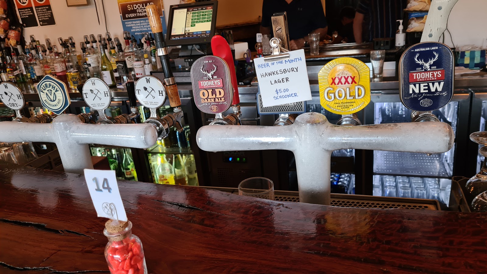 White Tank Hotel in West Wyalong - photo 5