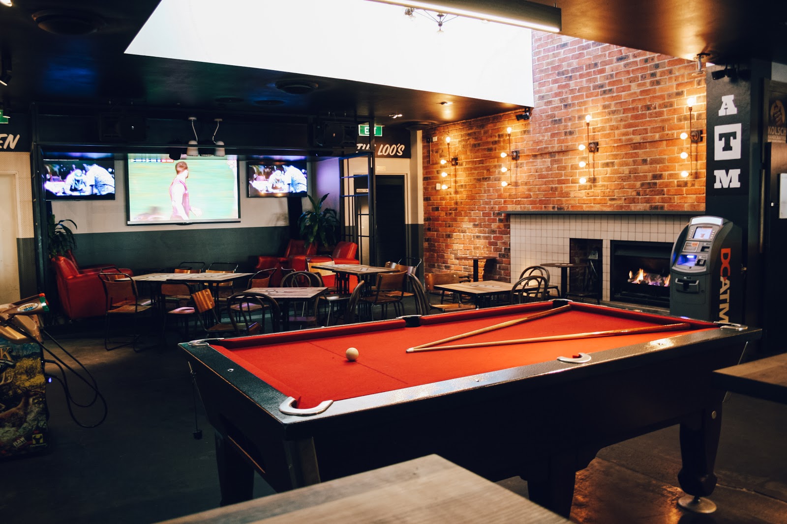 Whitehorse Hotel in Surry Hills - photo 2