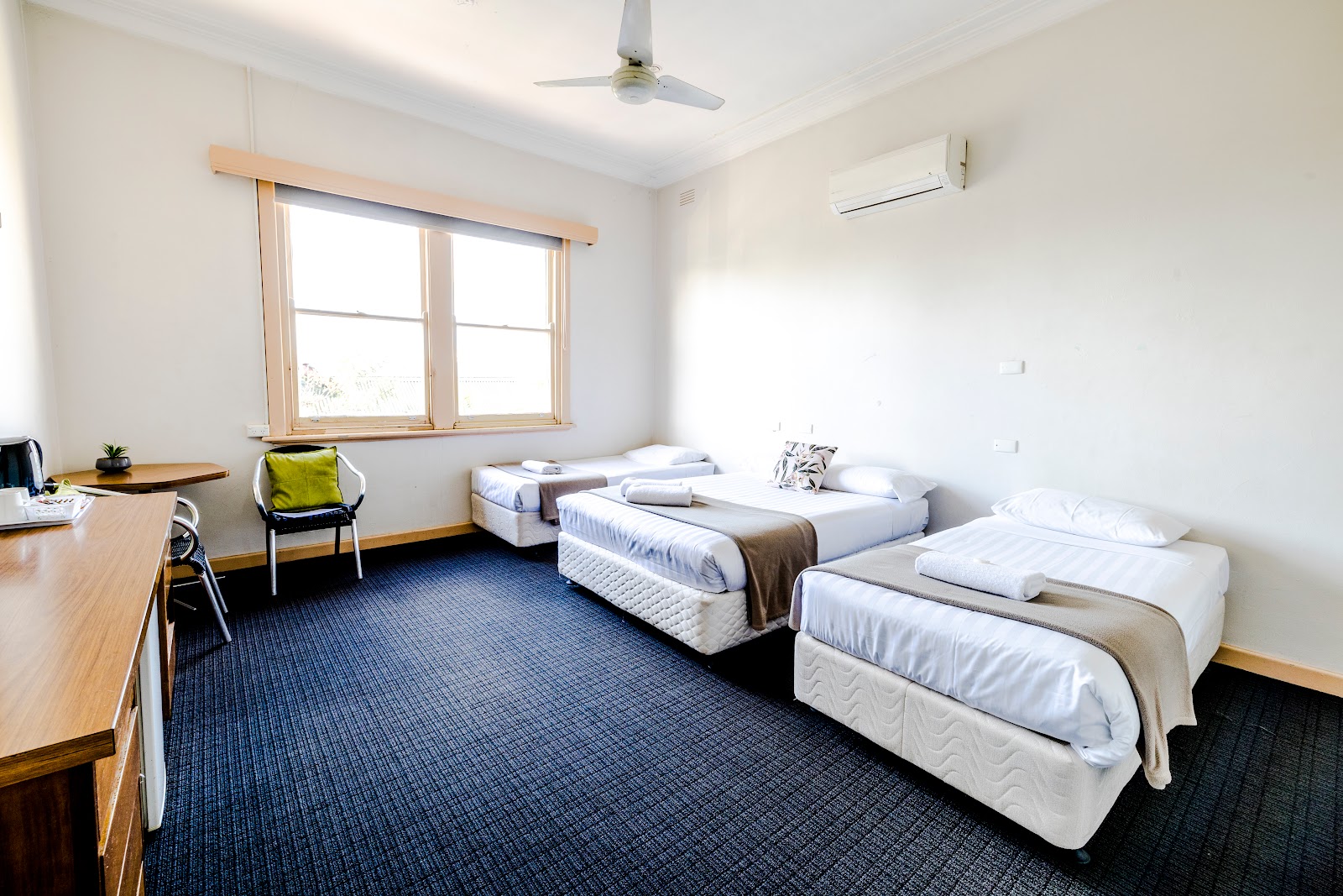 William Farrer Hotel in Wagga Wagga - photo 9