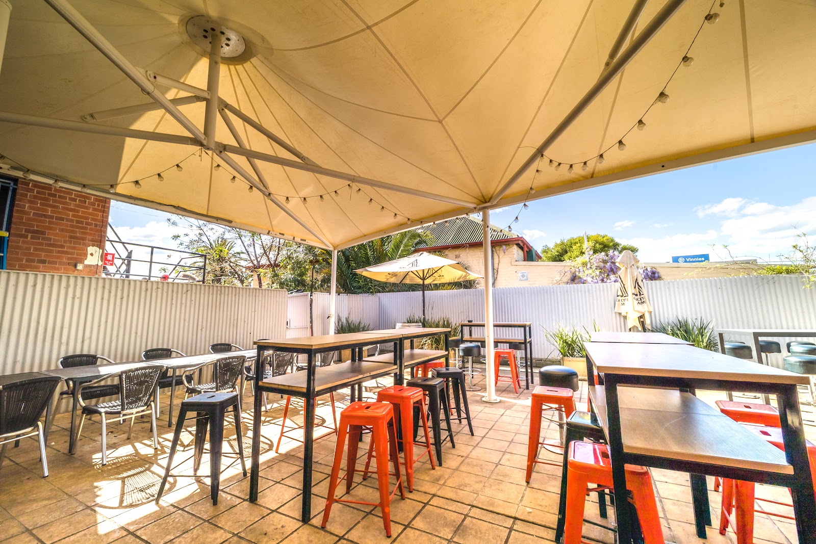 William Farrer Hotel in Wagga Wagga - photo 2
