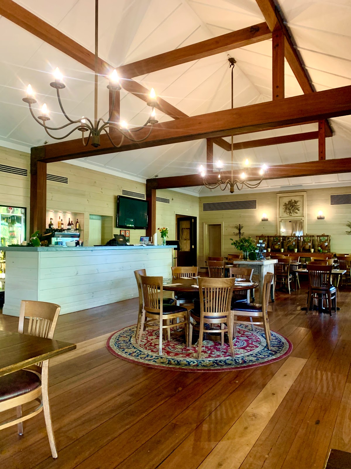 Willow Tree Inn Hotel in Willow Tree - photo 2