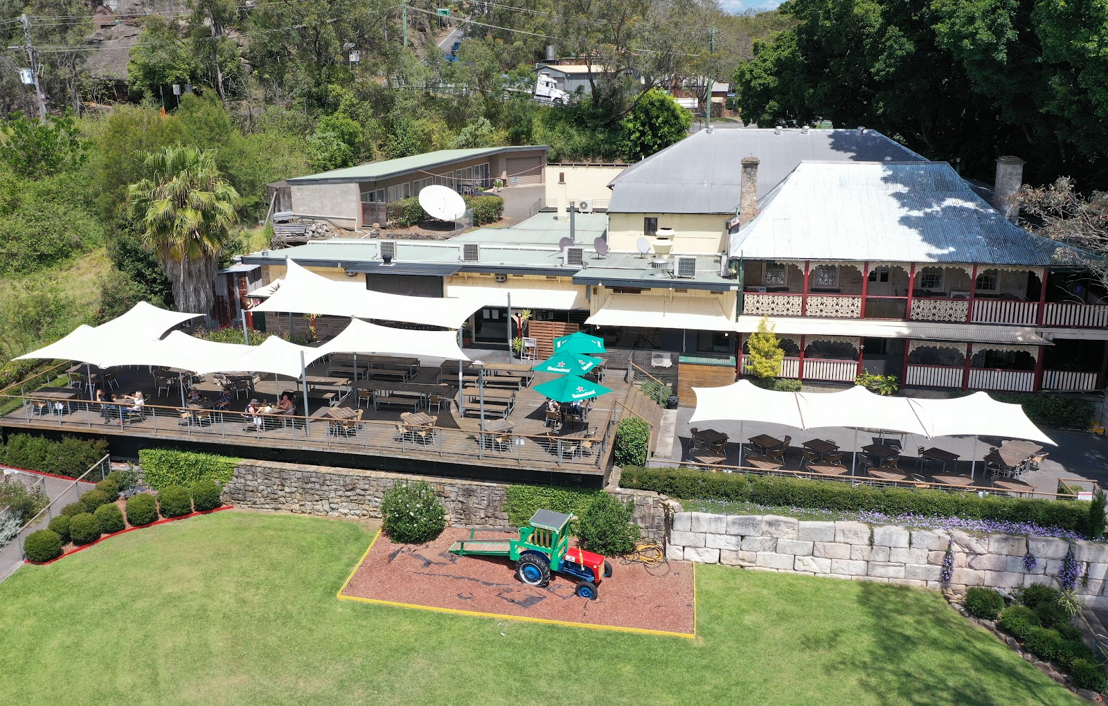 Wiseman's Inn Hotel in Wisemans Ferry - photo 1