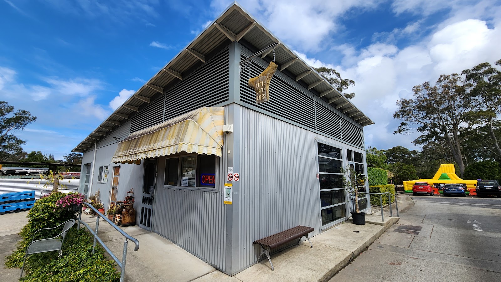 Wyong Milk Factory Family Tavern in Wyong - photo 3