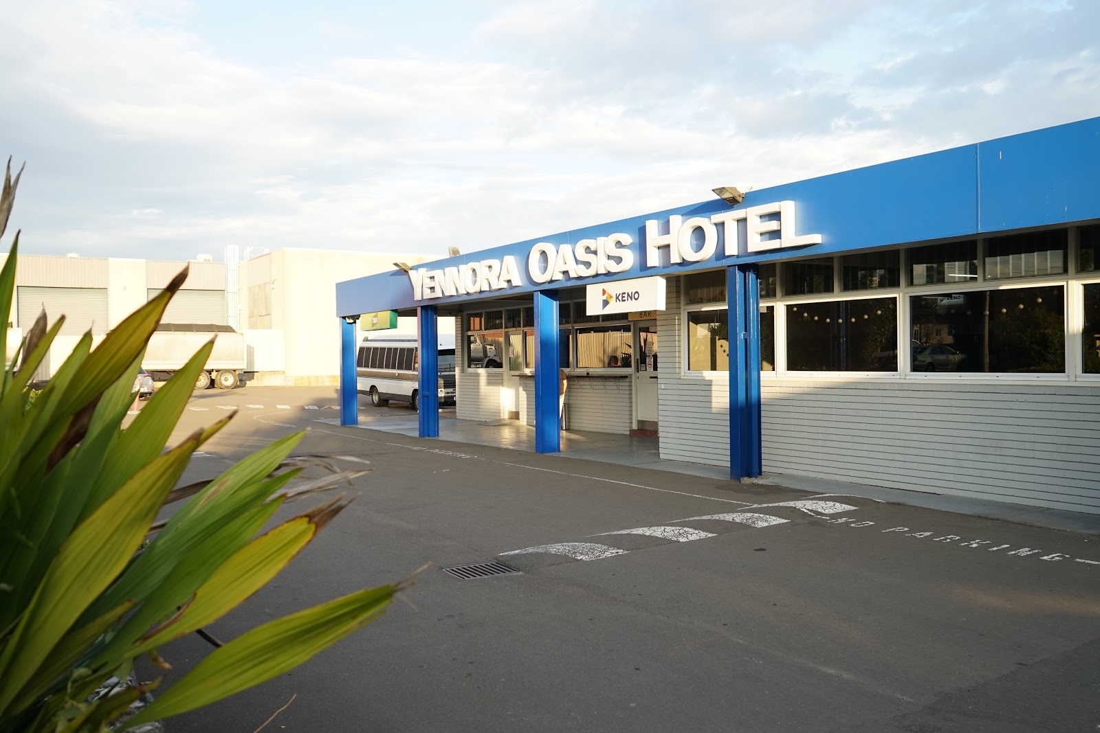 Yennora Oasis Hotel in Yennora - photo 1