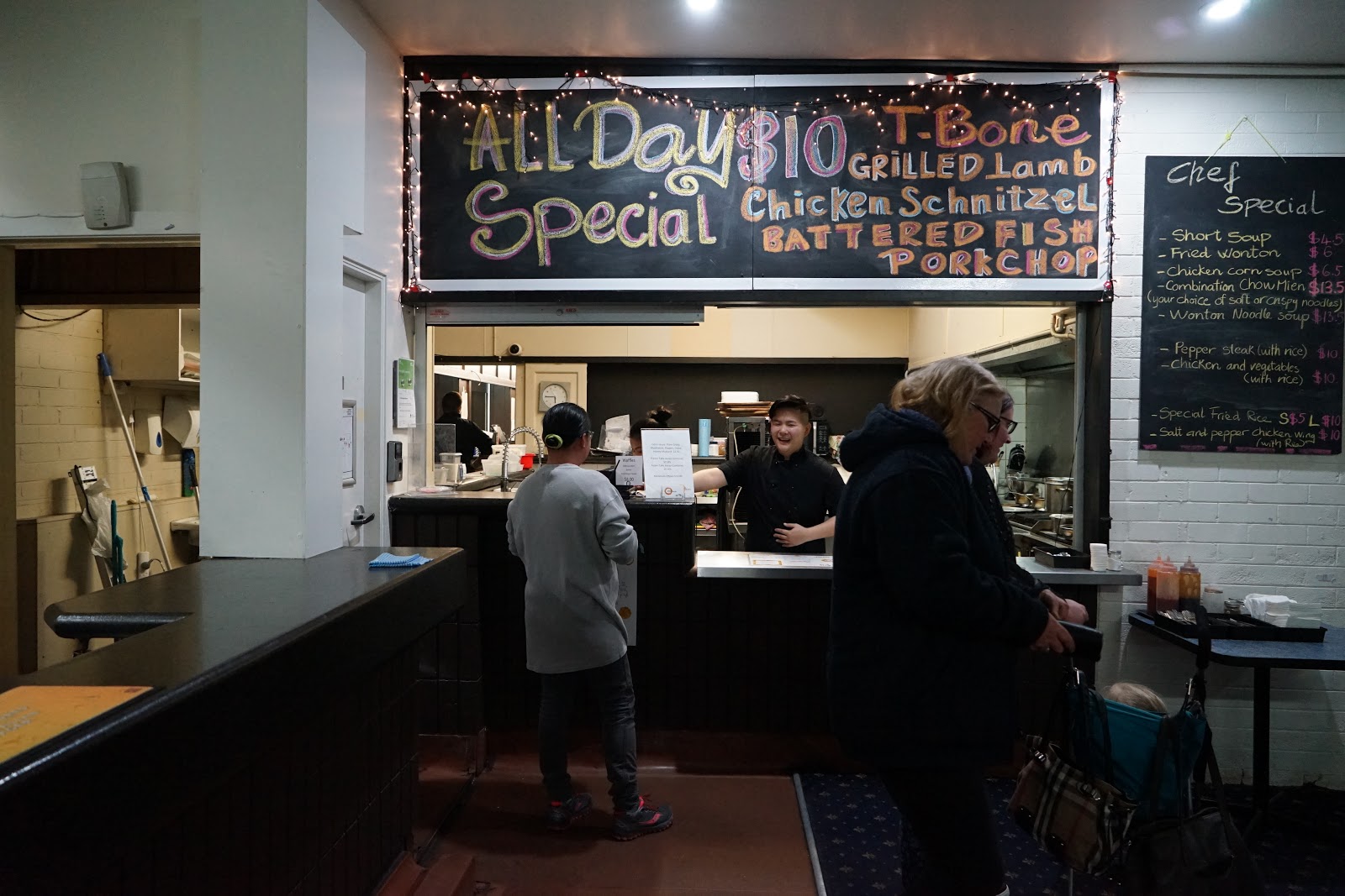 Yennora Oasis Hotel in Yennora - photo 4