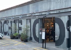 Archie Rose Distilling Co - Hotel in Rosebery