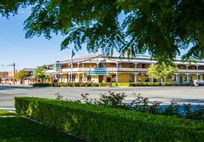 Boorowa Hotel - Hotel in Boorowa