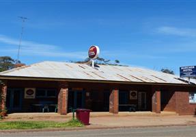 Burcher Hotel - Hotel in Burcher