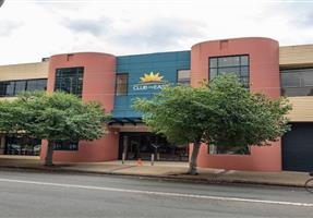 Club on East - Club in Sutherland
