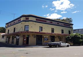 Dry Dock Hotel - Hotel in Balmain