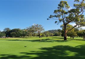 Everglades Country Club - Club in Woy Woy