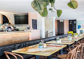 Hotel Ravesi - Hotel in Bondi Beach