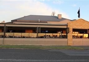 Junction Inn Hotel - Hotel in Raymond Terrace