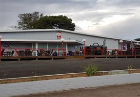 Lachlan Hotel - Hotel in Cowra