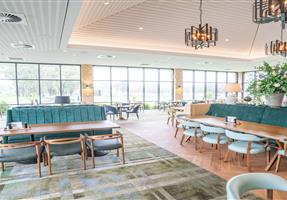 Lakeside Golf Club - Camden - Club in Gledswood Hills