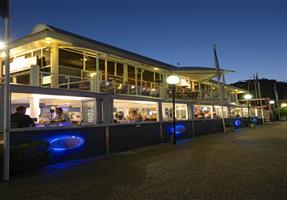 Mavericks on the Bay - Hotel in Nelson Bay