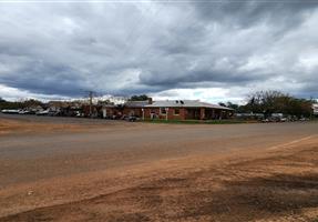 Metropolitan Hotel - Hotel in West Wyalong