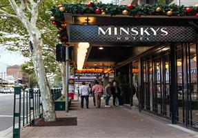 Minskys Hotel - Hotel in Cremorne