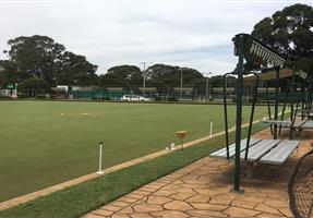 Mounties Bowling Club - Club in Fairfield