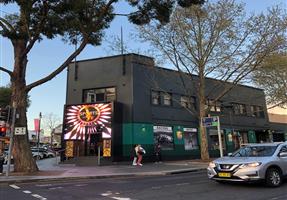 Oscars Sports Hotel - Hotel in Bankstown