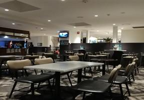 Pine Inn Hotel - Hotel in Concord