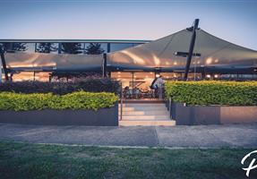 Pippi's at the Point Hotel - Hotel in Speers Point