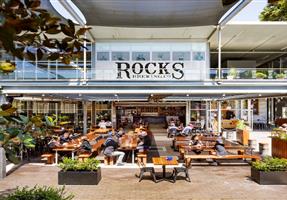 Rocks Brewing Co - Hotel in Alexandria