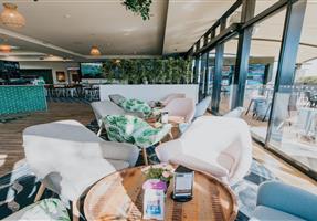 Salamander Hotel - Hotel in Salamander Bay
