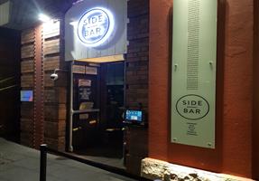 Side Bar - Hotel in Haymarket