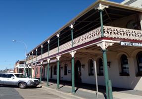 Southern Railway Hotel - Hotel in Goulburn