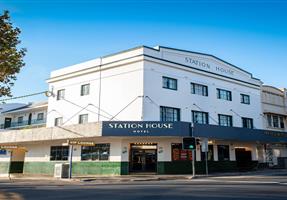Station House Hotel - Hotel in Campsie
