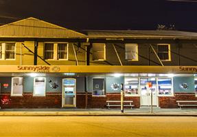 Sunnyside Tavern - Hotel in Broadmeadow
