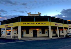 The Bucking Bull Hotel - Hotel in Coonamble