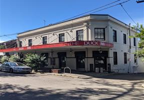 The Duck Inn Pub and Kitchen - Hotel in Chippendale
