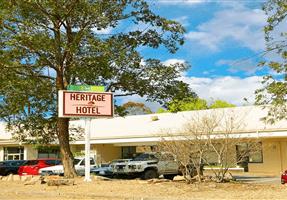 The Heritage Hotel-Motel - Hotel in Wilberforce