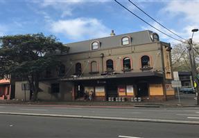 The Local Taphouse (Darlinghurst) Pty Ltd - Hotel in Darlinghurst