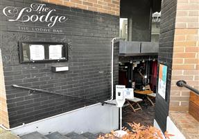 The Lodge Balmain - Hotel in Balmain