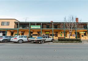 Tumbarumba Hotel - Hotel in Tumbarumba
