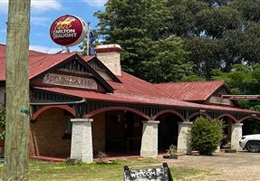 Tumblong Tavern - Hotel in Tumblong
