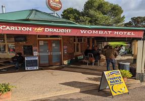 Wombat Hotel - Hotel in Wombat