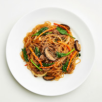 JAPCHAE (STIR-FRIED POTATO NOODLE)