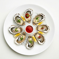Mixed Dozen Oysters