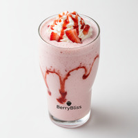 ICED MILK strawberry